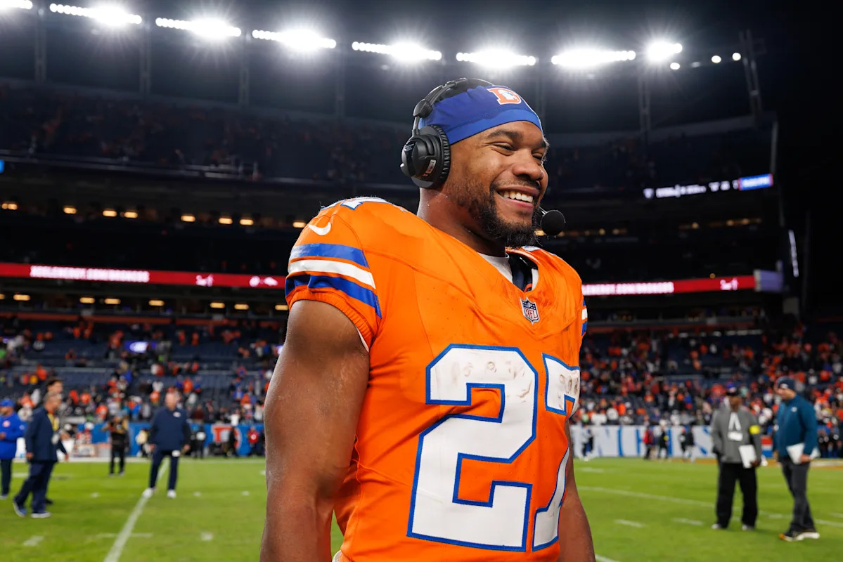 Why the Broncos re-signed running back J.K. Dobbins