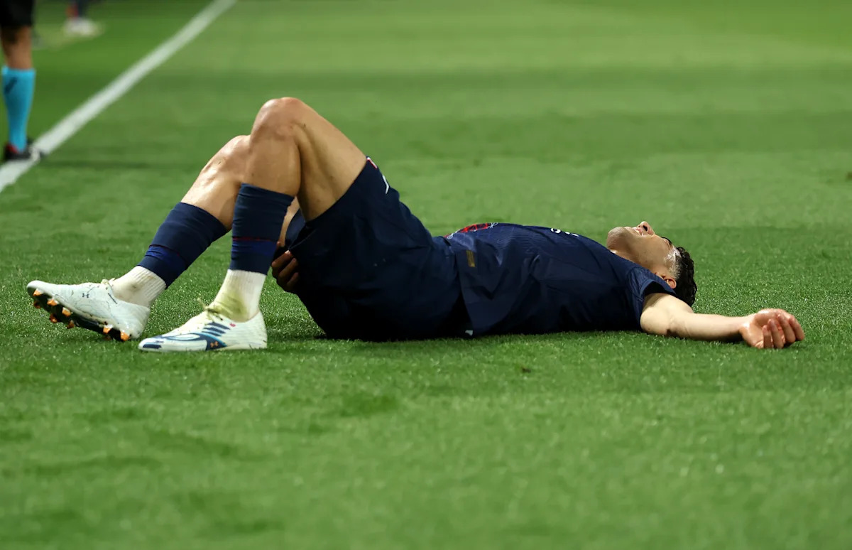 Injury fears confirmed: PSG’s Achraf Hakimi set to miss UCL semis second leg vs. Bayern Munich