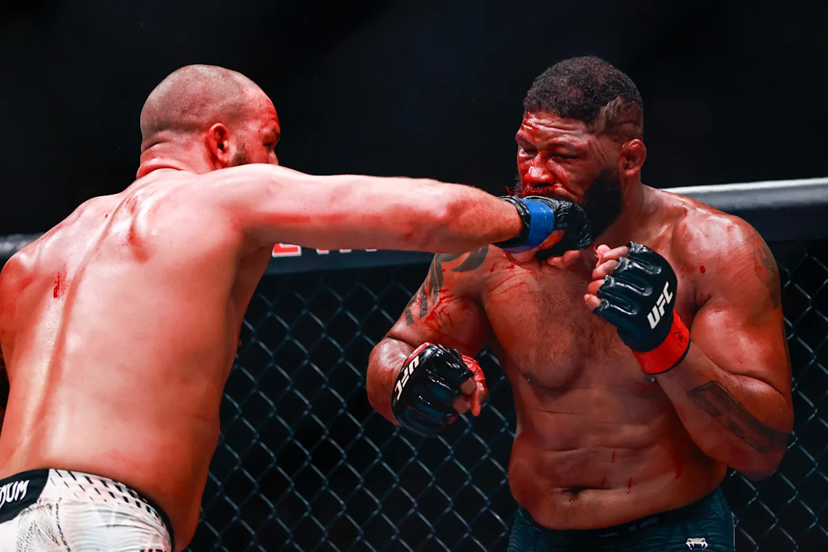 MMA Junkie’s Fight of the Month for April: An iconic heavyweight brawl