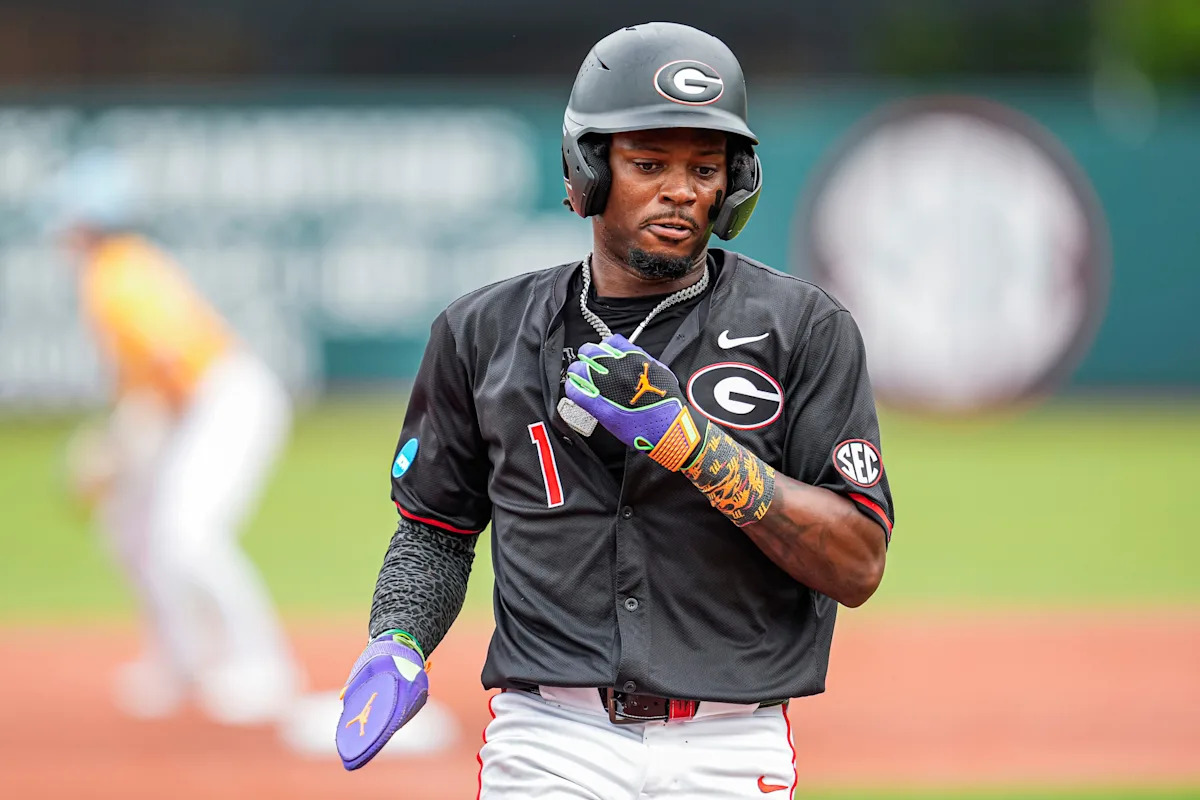 Is Georgia baseball star Tre Phelps playing?