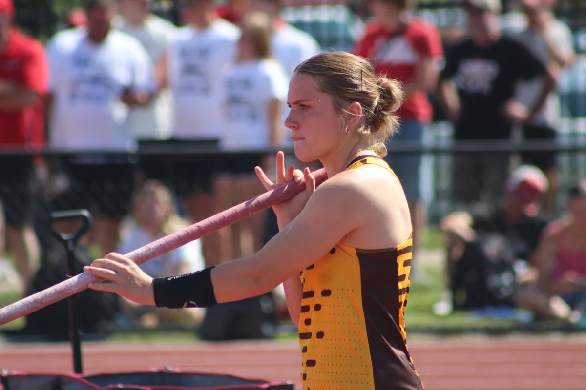 How Waynedale’s Anna Pittman finished as state runner-up in pole vault