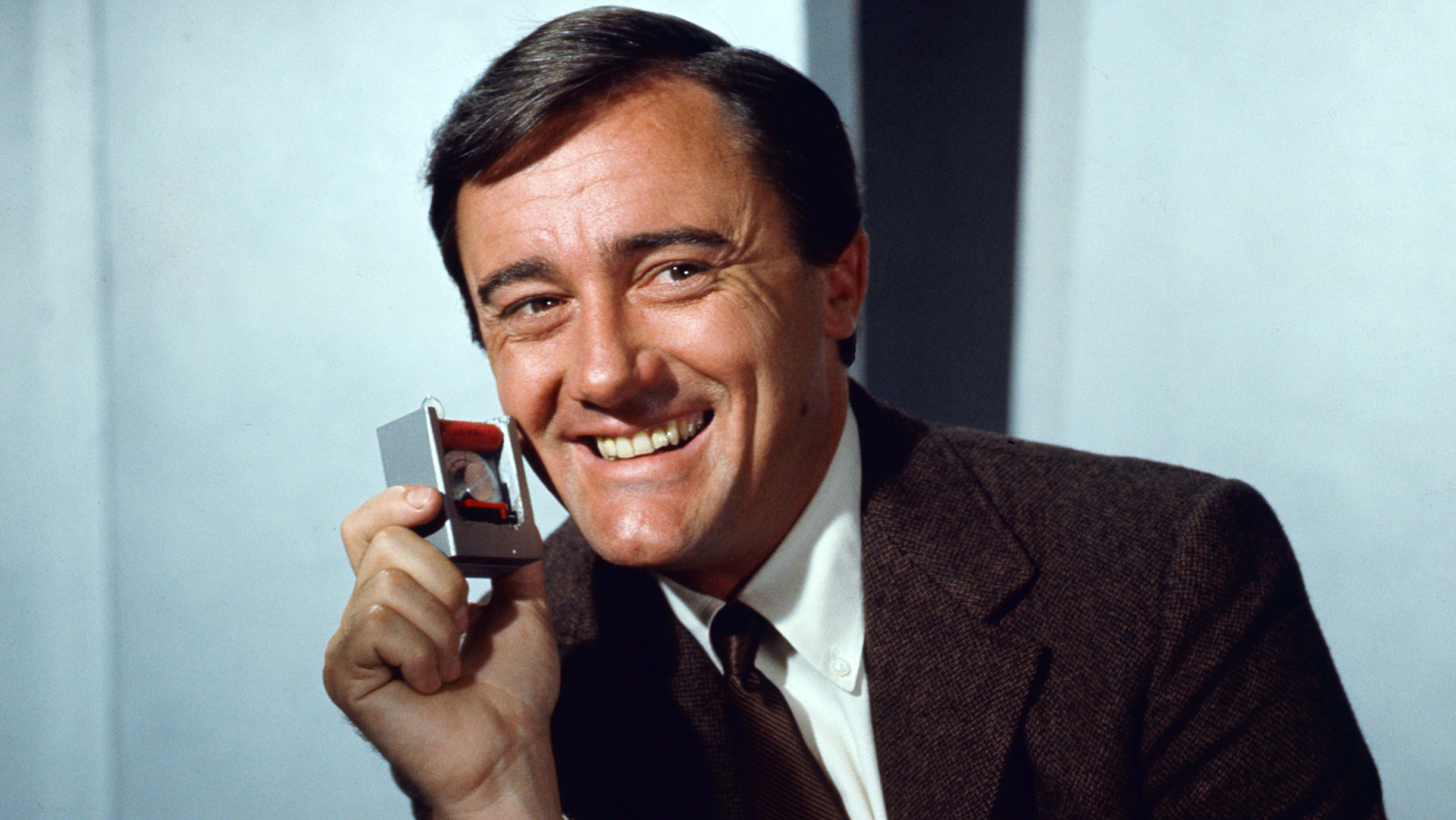 The Man From U.N.C.L.E.’s Unofficial James Bond Crossover Featured A Former 007 Star