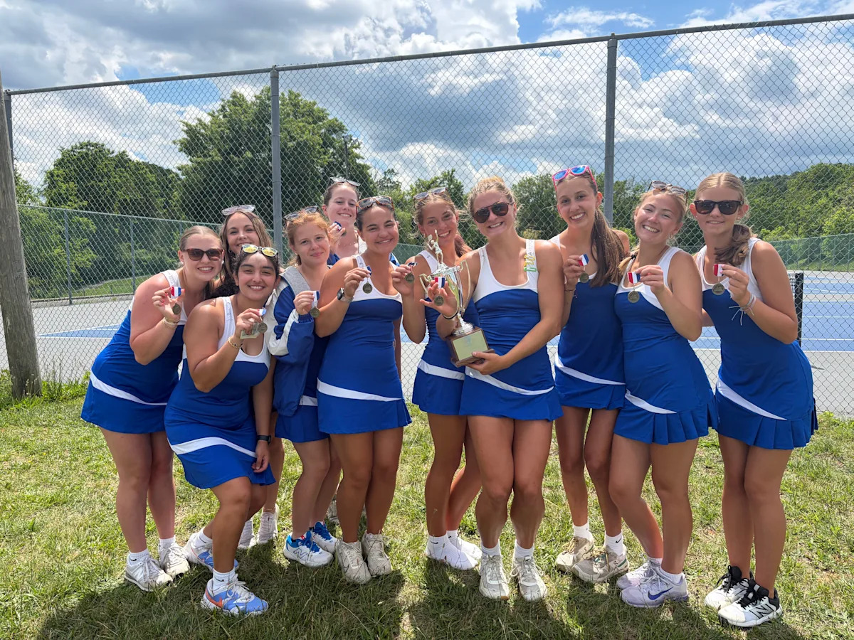 Fort Defiance easily advances to girls tennis state semifinals