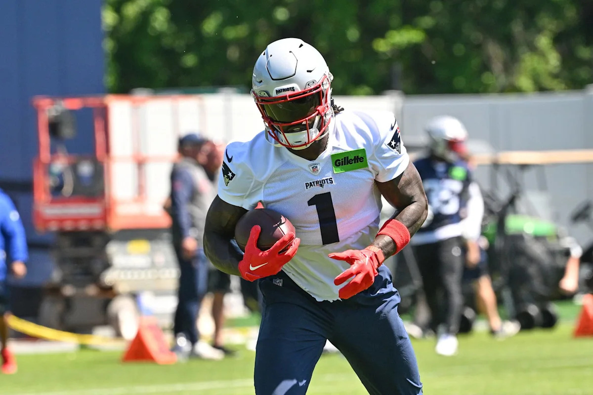 A.J. Brown Is Looking Forward, Not Backward During Eagles Joint Practices