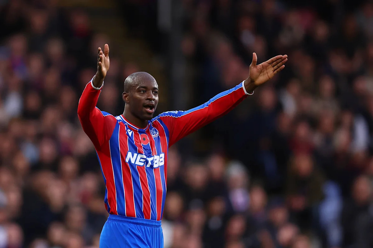 Report: Aston Villa still pushing hard to sign Premier League striker