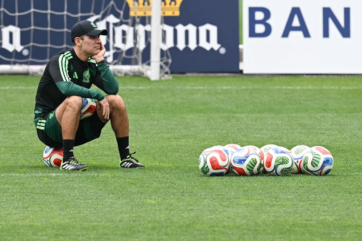 Mexico national team legend Guardado, Pep assistant Lillo join Rafa Marquez’s El Tri coaching staff