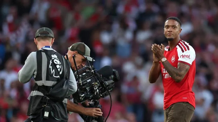 Arsenal target one more forward before transfer deadline