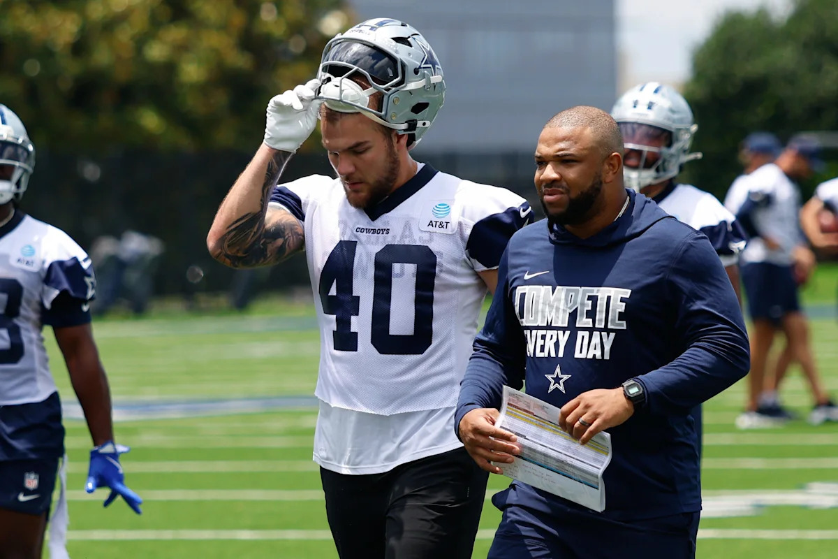 Von Miller offers Cowboys teammate lifetime of chicken for No. 40
