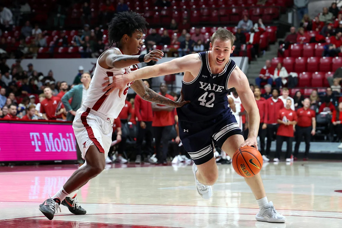 Stanford Adds Size and Shooting in Yale Transfer Nick Townsend