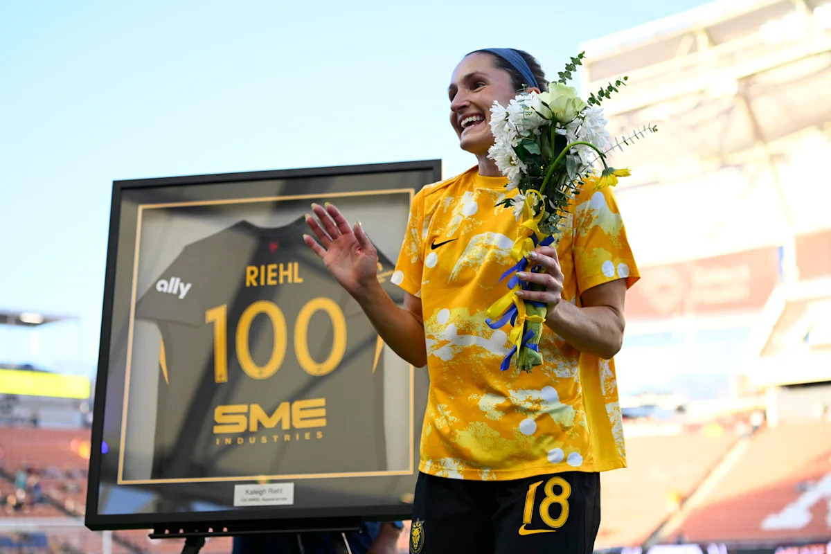 Utah Royals defender Kaleigh Riehl signs extension through 2027