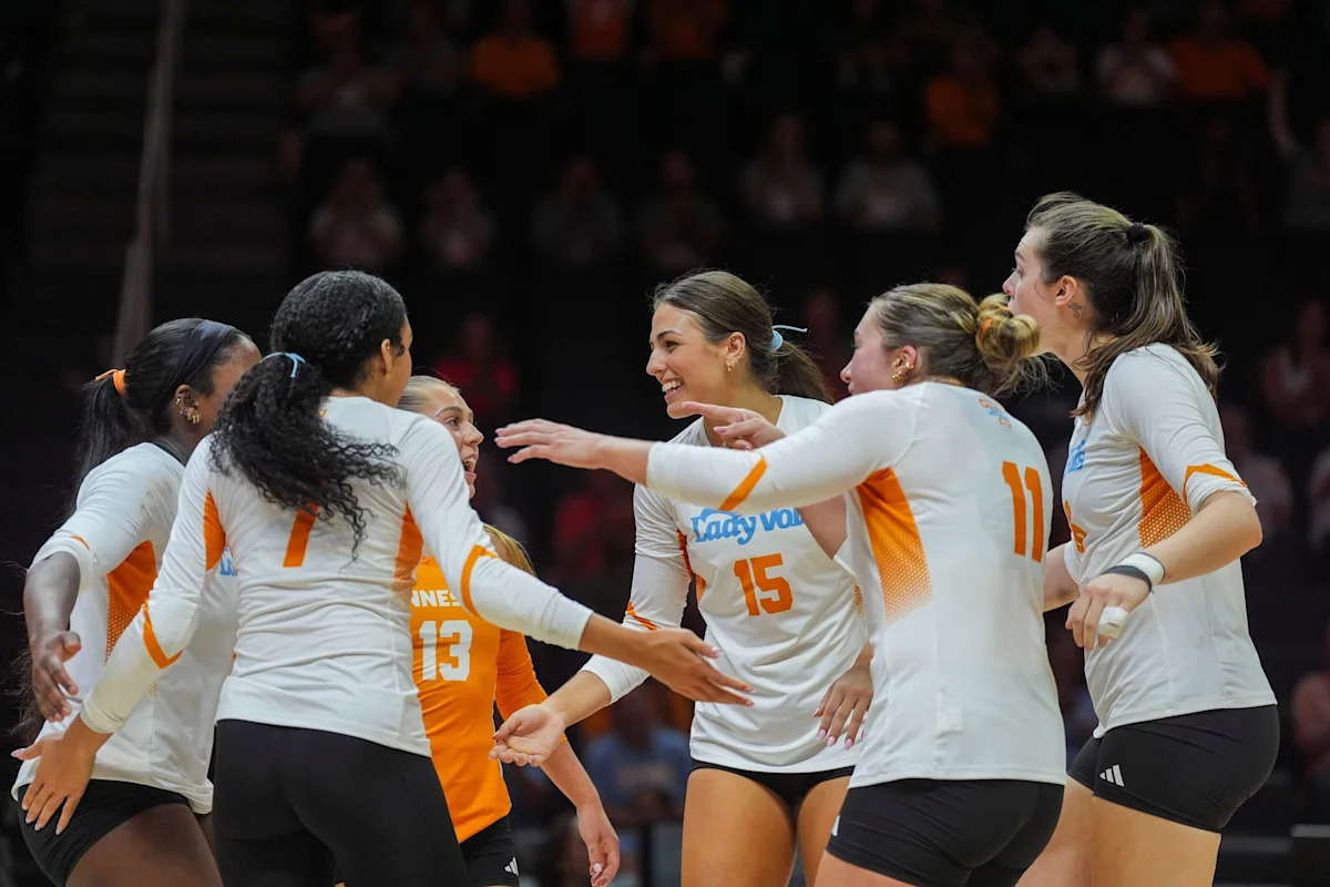 Tennessee defeats Indiana, former Lady Vol in Broadway Block Party