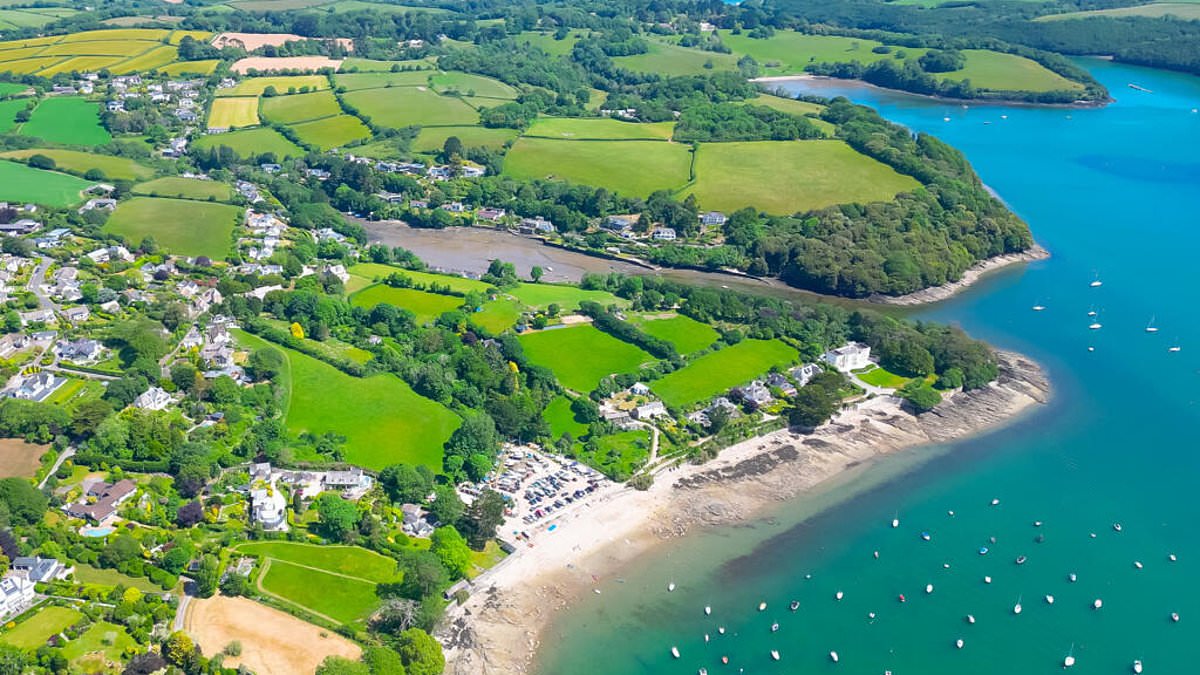 Sunbed wars no more! You can now buy your very own stretch of Cornwall coastline… but you’ll need deep pockets
