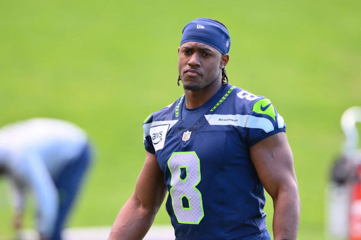 Who is the Seahawks’ starting running back?