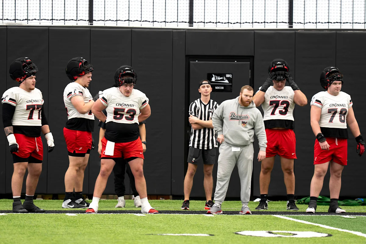 Texans sign Gavin Gerhardt, ex-UC Bearcats center, to practice squad