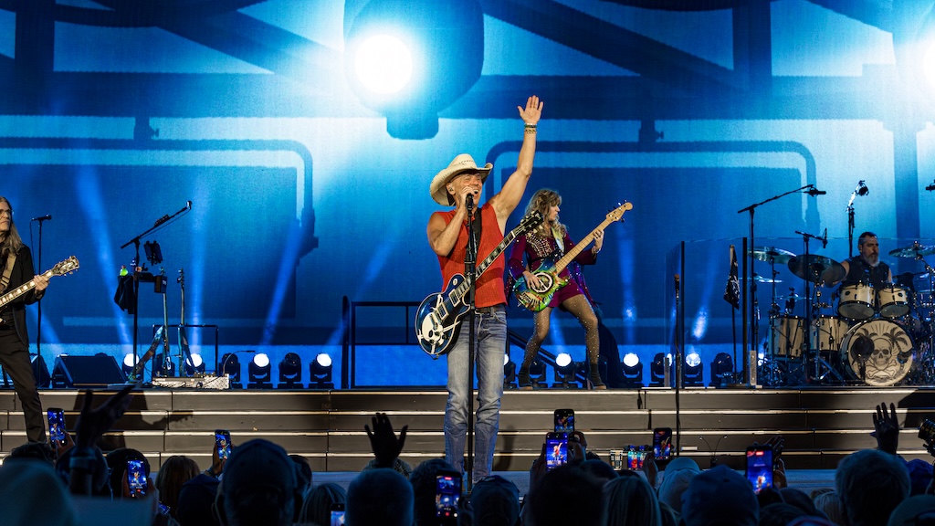 Kenny Chesney Setlist: What to Expect at 2027 The Original Vibe Room Tour