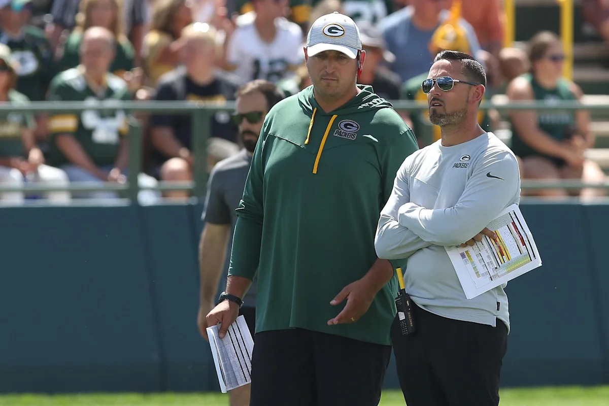 Adam Stenavich explains the Packers’ offensive line woes