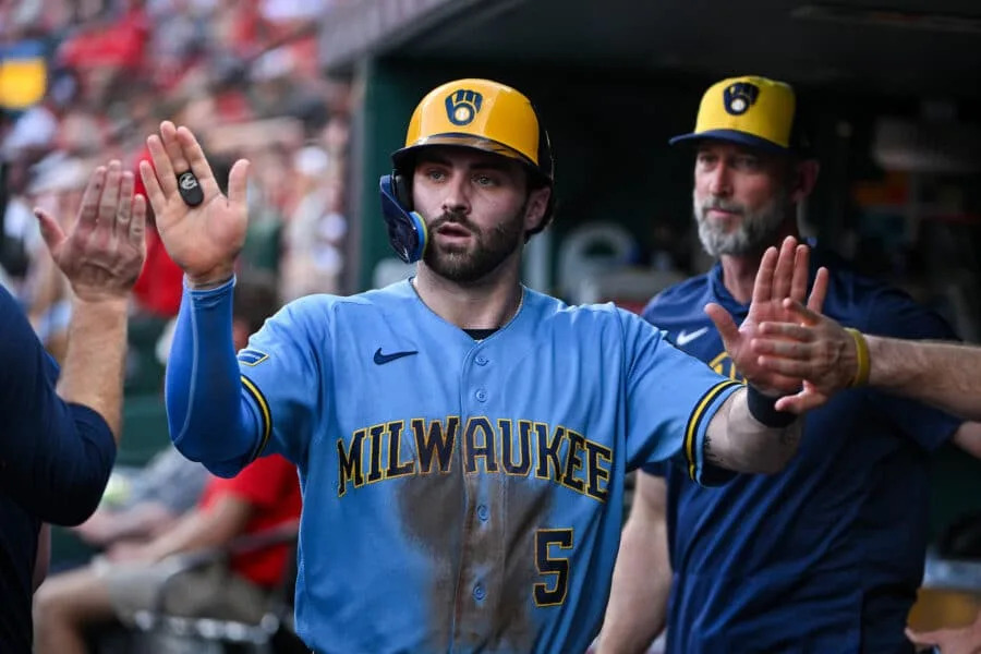 Milwaukee Brewers: Garrett Mitchell exits loss with high blood sugar, Pat Murphy says