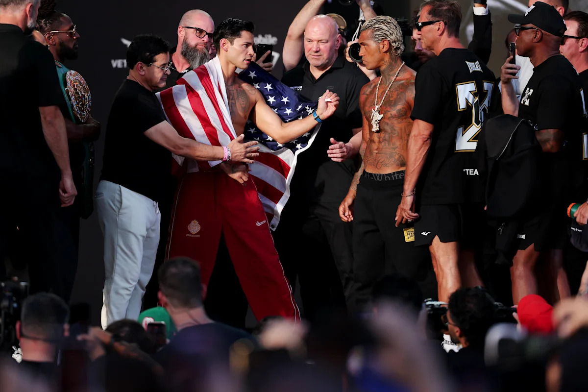 Garcia vs. Benn Results: LIVE updates of the undercard and main event