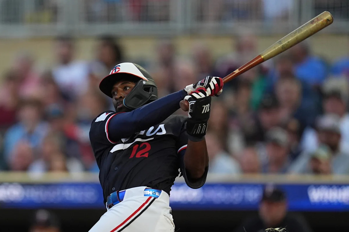 Twins’ Culpepper leaves game after getting hit by pitch; X-rays negative