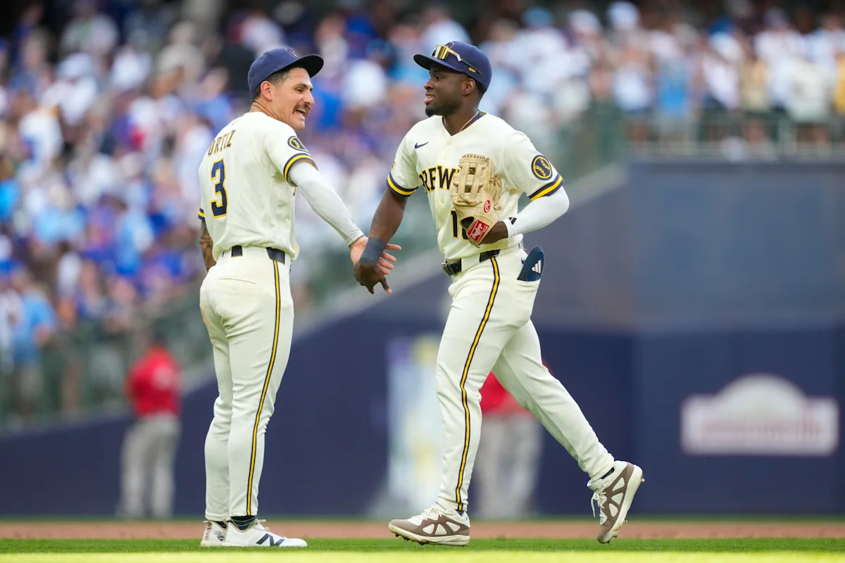 Brewers rookie Luis Lara already has a reputation for making spectacular catches at the wall
