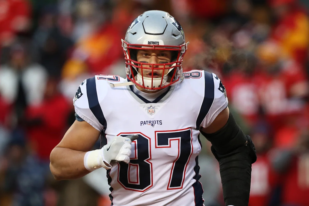 Rob Gronkowski says he wasn’t consulted, but doesn’t care that Romeo Doubs is wearing his former No. 87 with Patriots
