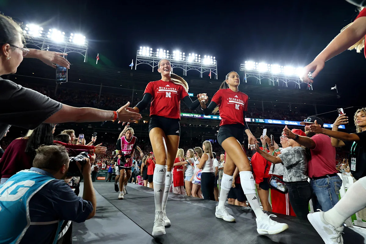 Husker Volleyball Hosts New Mexico on Thursday to Start a 3-Match Weekend at Devaney