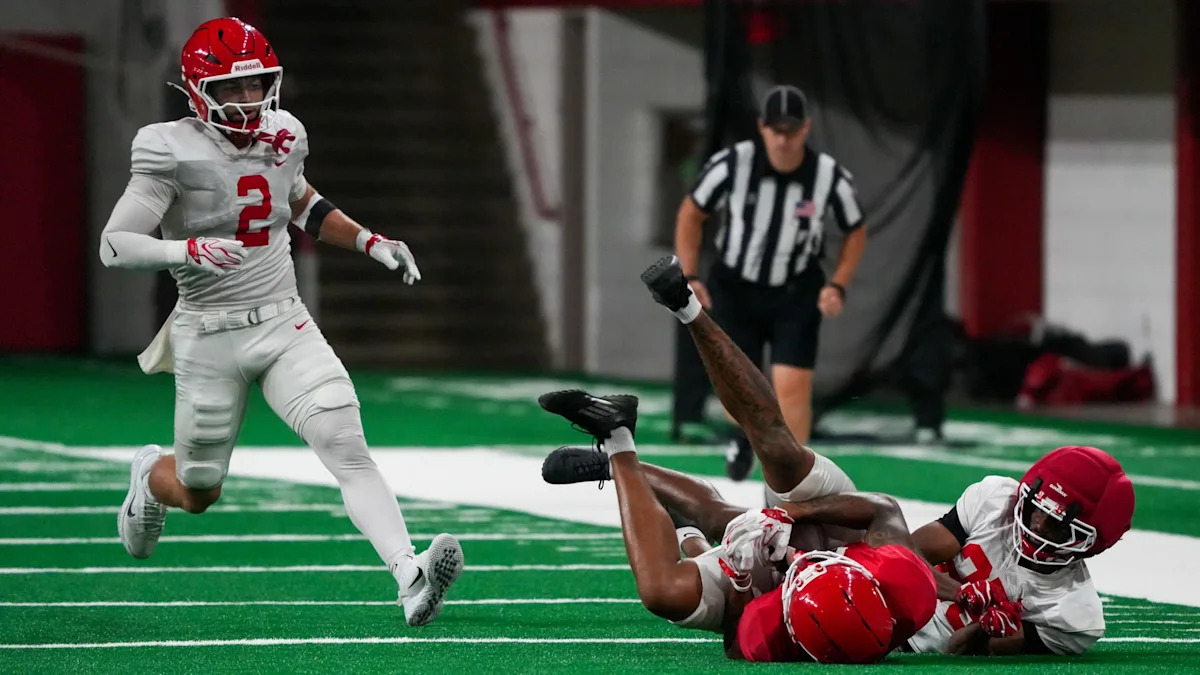 South Dakota football rolls past Eastern Washington, moves to 3-0